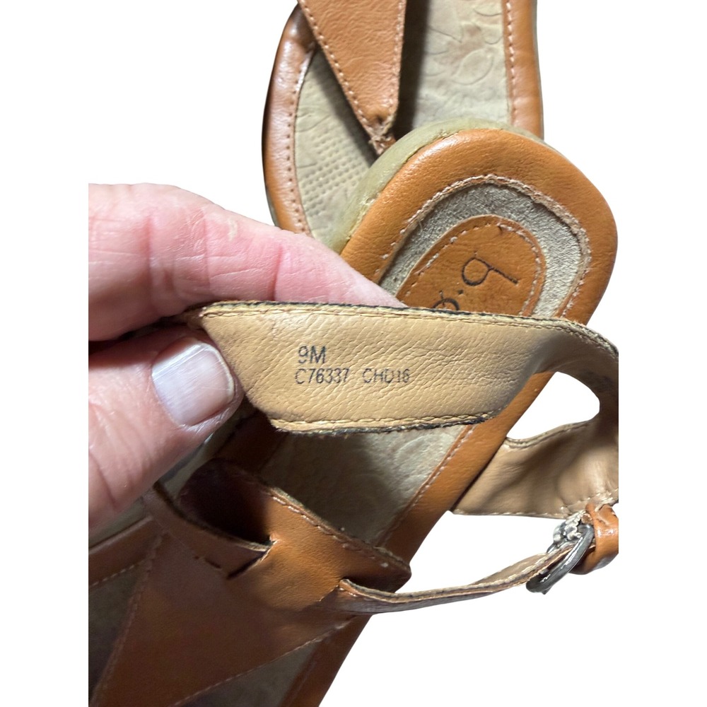 b.o.c. Born Concept Women Tan Thong Slingback Sandals Flat Buckle C76337 Size 9M - Picture 4 of 14